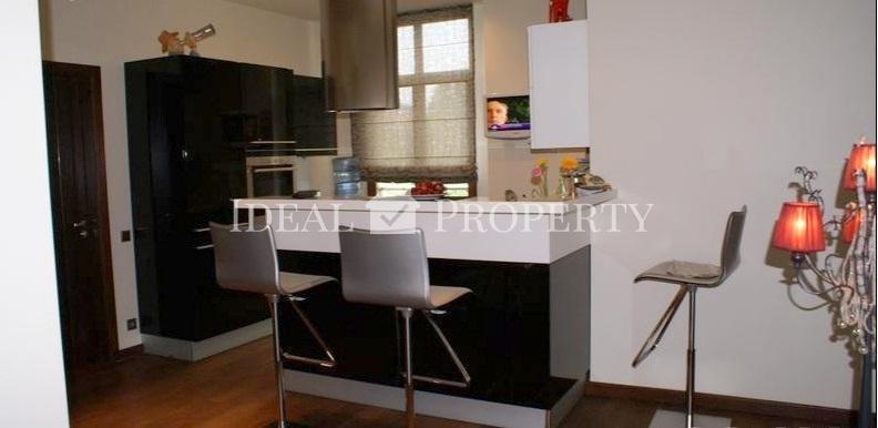 For rent elegant 2-bedroom apartment at Nitaures str.